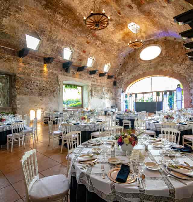 Historic Hacienda Cocoyoc rustic-luxe wedding venue with vaulted stone ceilings for events.