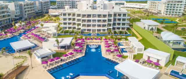 Planet Hollywood Cancun outdoor event space for corporate retreats and incentive travel.
