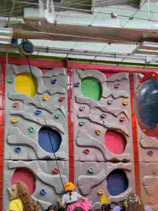 Salones con Juegos Infantiles