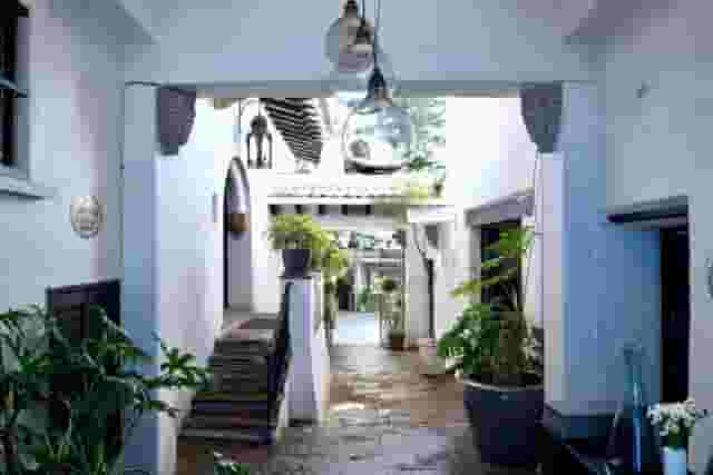 HOUSE Restaurant