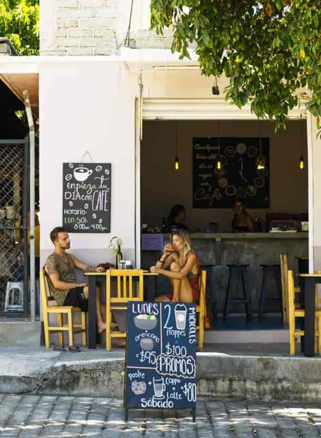 Bulldog Cafe creperie: cozy, relaxed venue for networking events and informal breakout sessions.