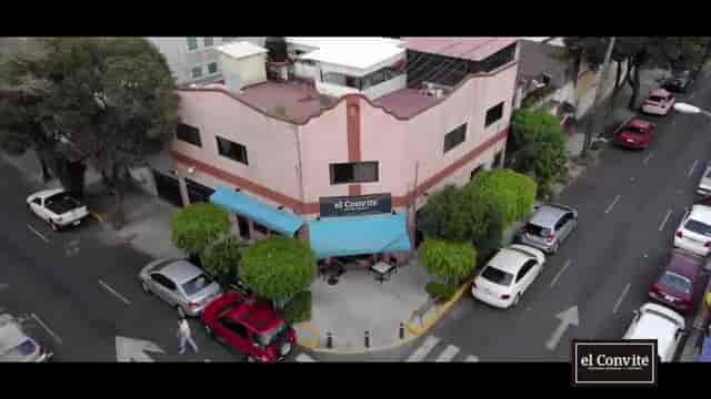 Corner-lot Café in El Convite, intimate venue for private events and networking mixers.