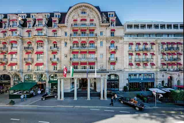 Salon Olympique at Lausanne Palace, luxury venue for executive retreats and corporate meetings.