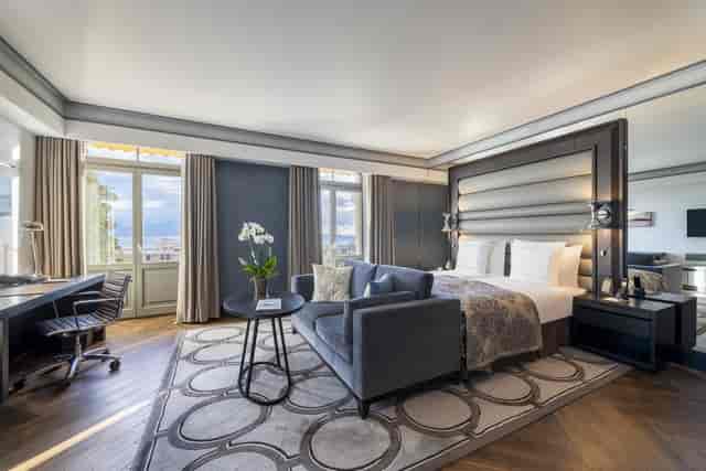 Executive suite at Hotel Royal Savoy, perfect for VIP business meetings and corporate events.