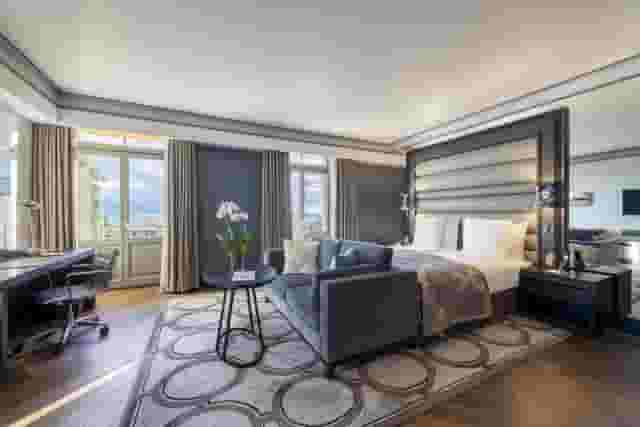 Ballroom B + C
