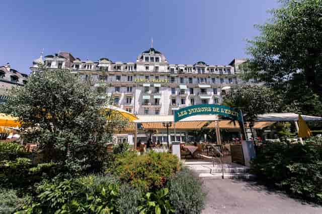 Victoria & Regency Room with garden: luxury incentive trip and executive retreat venue.