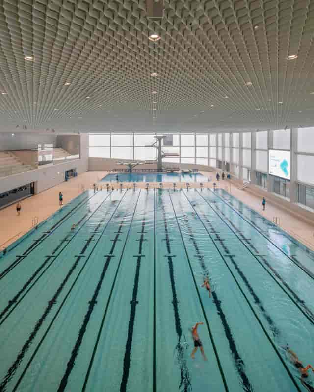 Vaudoise Aréna pool: high-ceiling venue for sports-themed or experiential events.