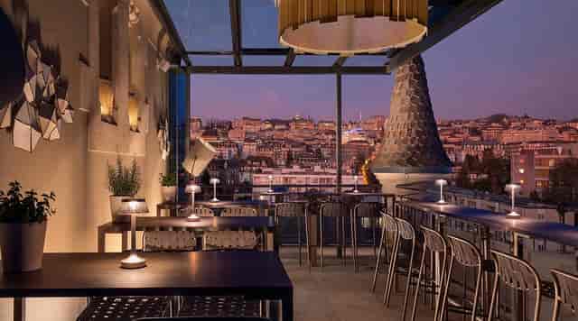 Sky Lounge rooftop venue for corporate networking and evening cocktail events.