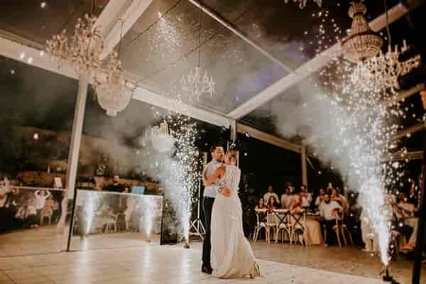 Glamorous  full of romance at Lapatsa Countryside ¦ Marilena &  Panagiotis - Chic & Stylish s