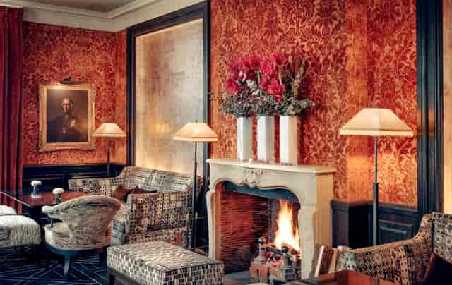 Anne & Lounge fireplace: VIP breakout room or luxury networking event space at Le Pavillon.