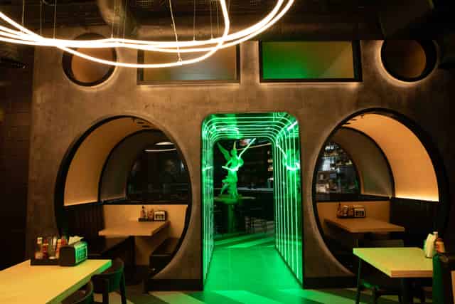 BoomBox Bar