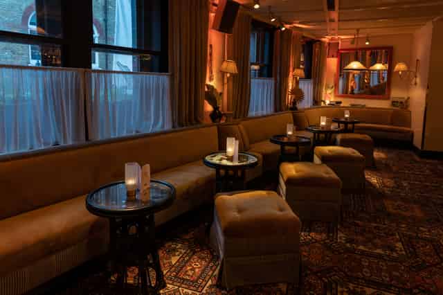 Louie Restaurant