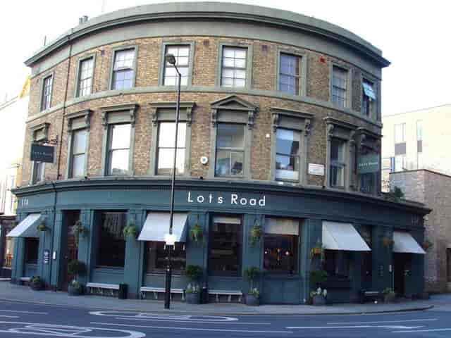 Boundary SW6 Beer Garden: stylish private dining and boutique networking venue.