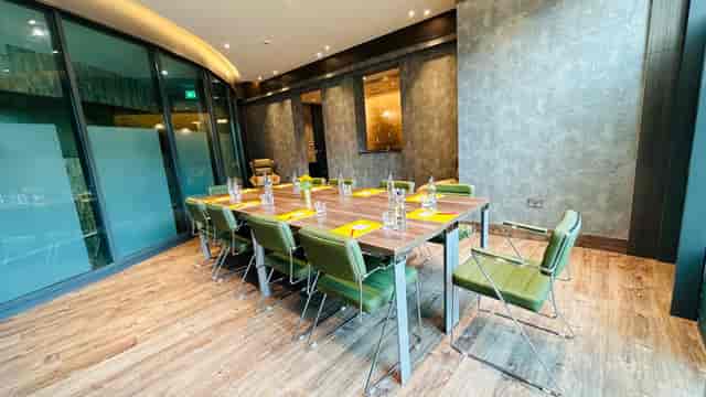 "Modern meeting space at Crowne Plaza London Kingston, ideal for executive meetings."