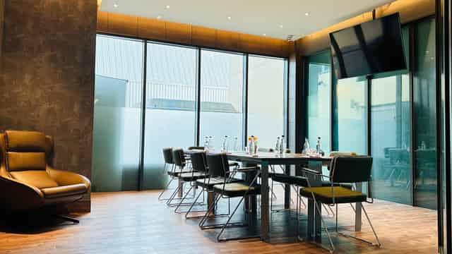 Club Lounge