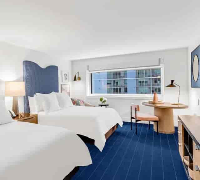 Whole venue hotel room with twin beds, ideal for events and comfort in Miami.