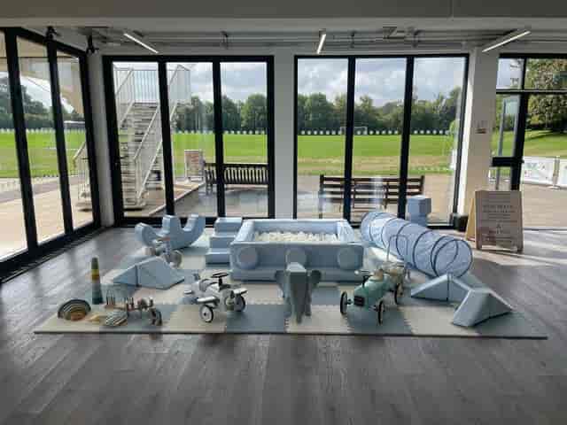 Hire Metropolitan | ALDENHAM ROOM | VenueScanner