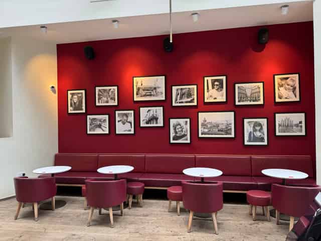 Bar / Lounge