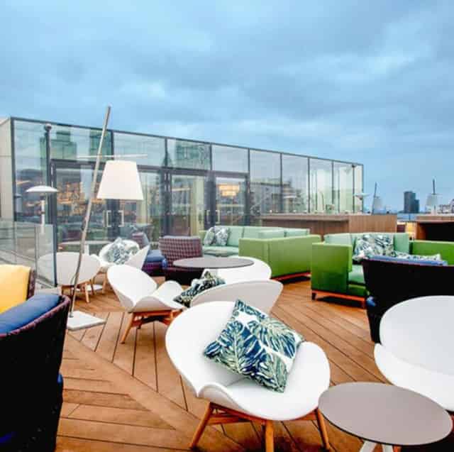 Meeting Space and Roof Top