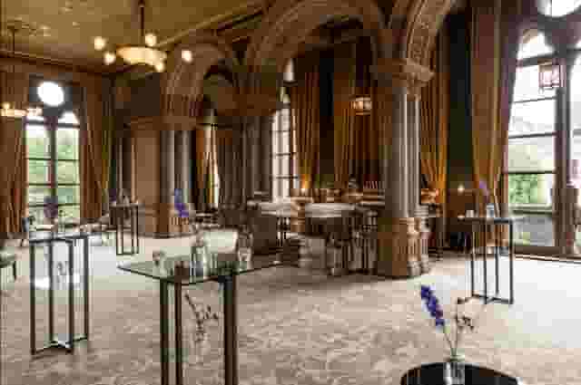 Ladies Smoking Room & Gallery