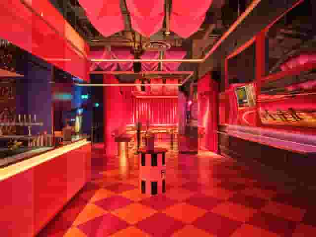 1/2 Fun House (50pax)