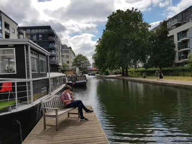 Photography studio at Holborn Studios by serene waterfront, ideal for outdoor events and retreats.