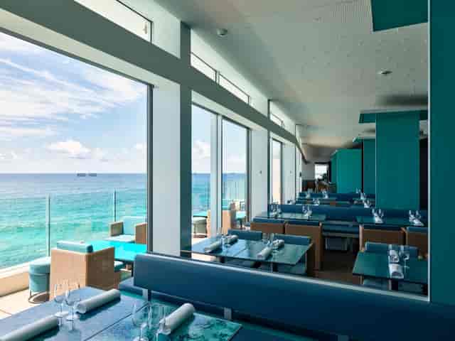 Pacific Dining Room, Bondi Icebergs: waterfront venue for corporate luncheons and networking events.