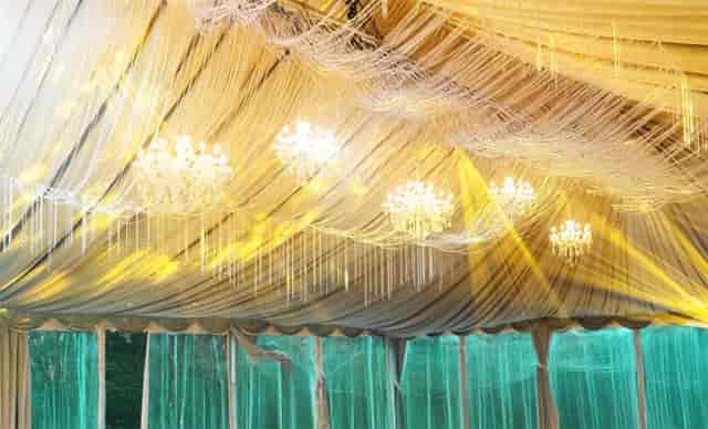 Elegant Loughton Grand Marquee venue with chandeliers for upscale weddings and events.