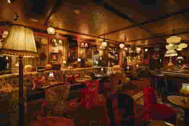 Mr Fogg's Hat Tavern