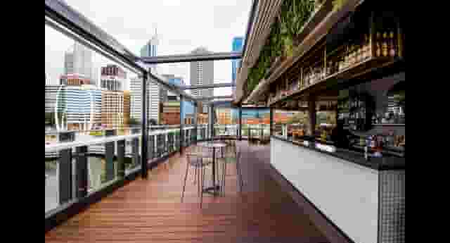 Henry's Rooftop Bar