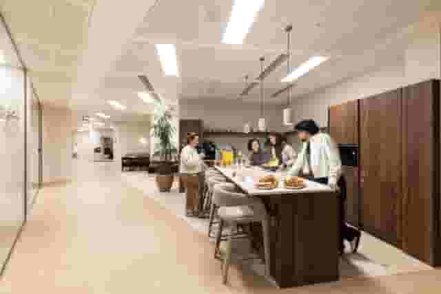 Flow Meeting Room 