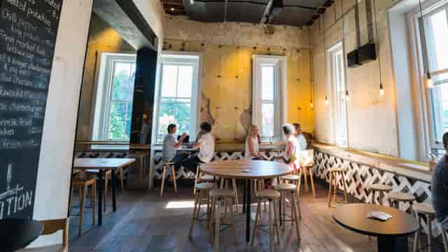 Industrial-chic Beer Corner in State Buildings, perfect for networking and team events.