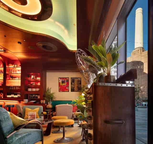 La Doc lounge with warm lighting and plush seating, ideal for VIP networking and corporate events.