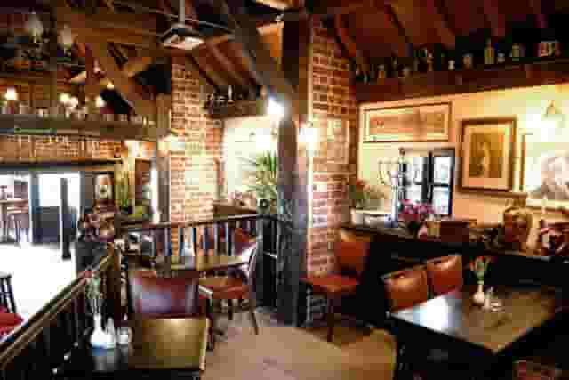 Coach & Horses