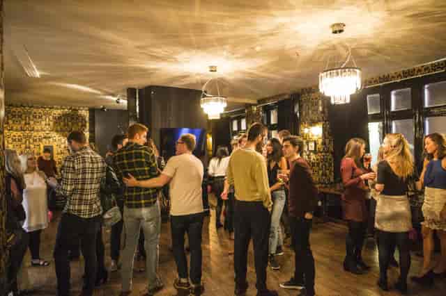 The Leyton Star - image 3