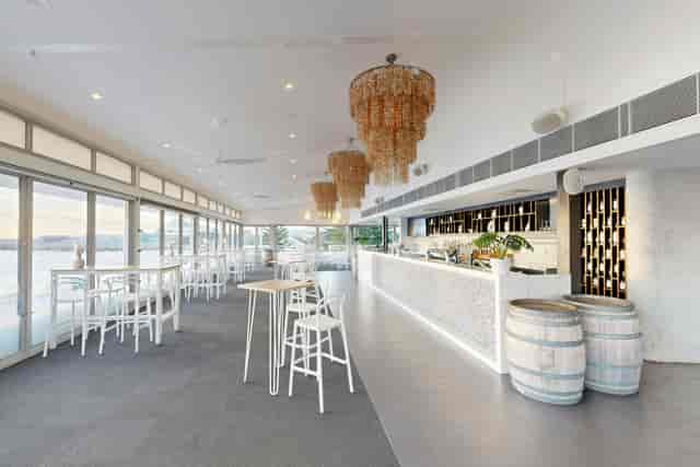 Bathers Beach House - image 3