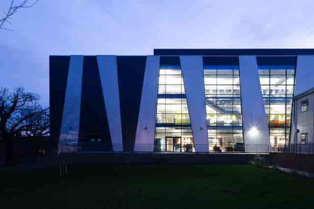 Modern Shilling Building glass venue for corporate galas and professional networking events.