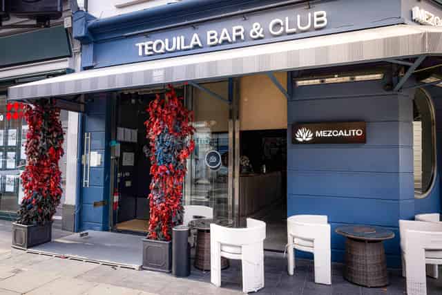 Cocktail Bar (Upstairs)