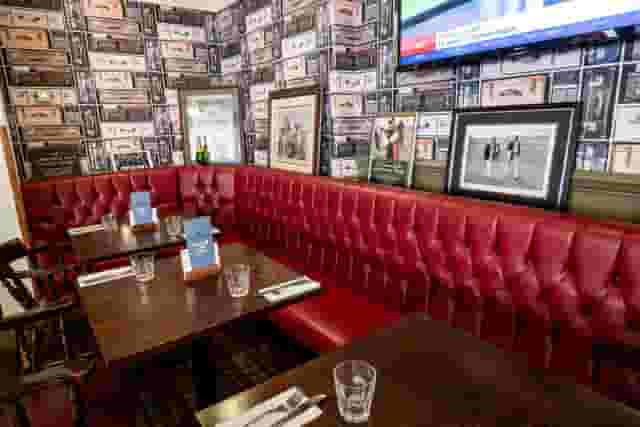 Bar & Restaurant (Sectioned Areas / Booth Bookings)