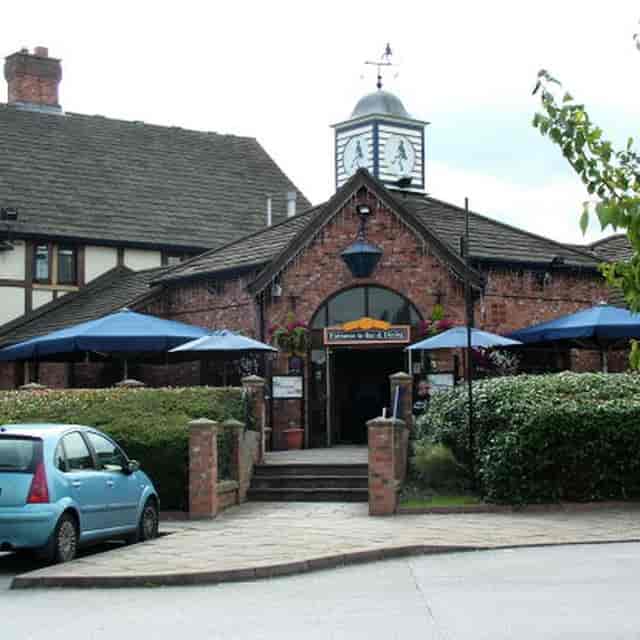 Outdoor raised decking at Larwood & Voce, ideal for intimate meetings and events.