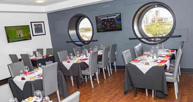 Champions Suite