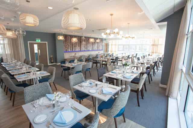 Spotlight Bar & Restaurant