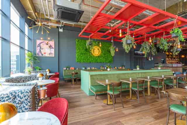"Modern event space with stylish seating in Motorpoint Arena Nottingham for networking and meetings."