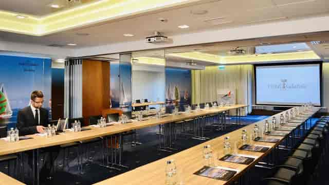U-shape boardroom at Hotel Gdańsk for corporate meetings and professional collaborative events.