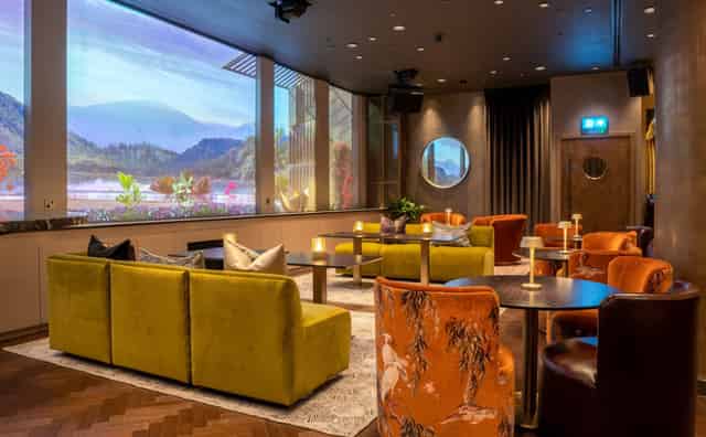 Byrd Lounge