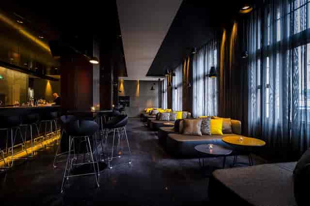 Amsterdam lounge event corporate networking
