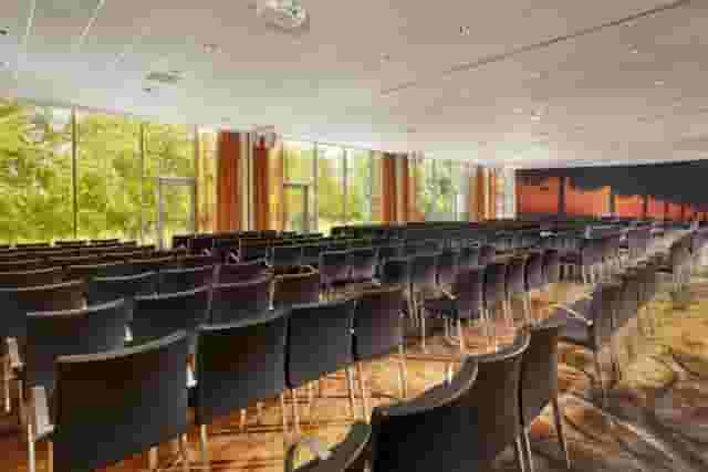 Polder Suite