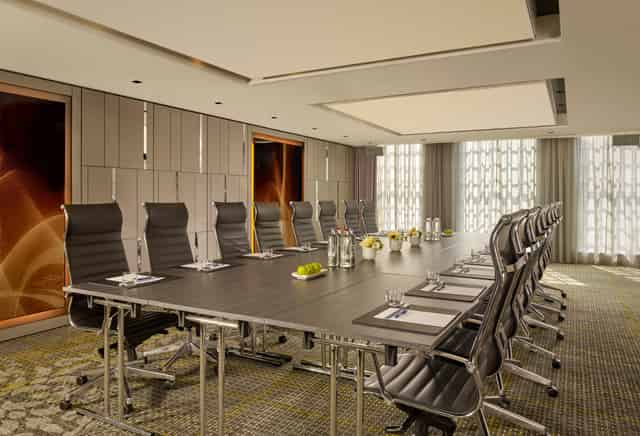 25 Watt Meeting Room
