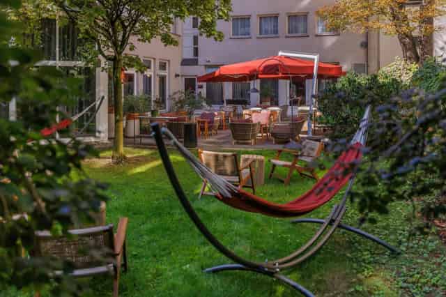 Garden Salon