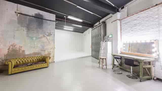 Lucky 8 Hotel studio: cyc wall, distressed wall, workshop, activation